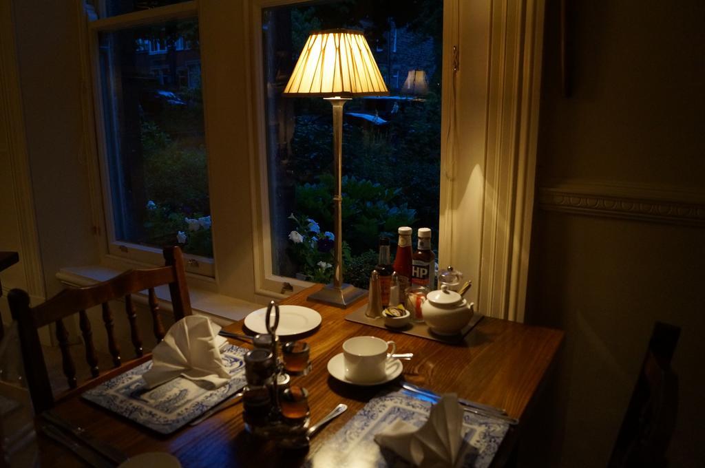 Guest house Brookfield House 4*